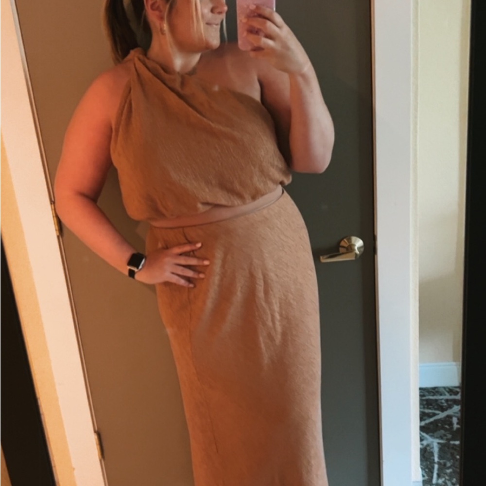 Abercrombie & Fitch One-Shoulder Skirt Set in Camel Brown